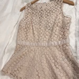 Banana Republic Peplum sleeveless blouse